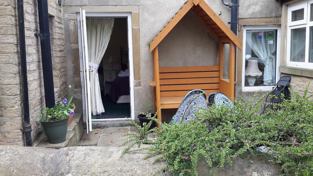 Rosebud Cottage Guest House Haworth Eksteriør billede